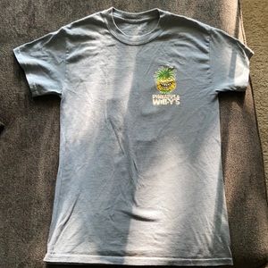 Pineapple willys tshirt